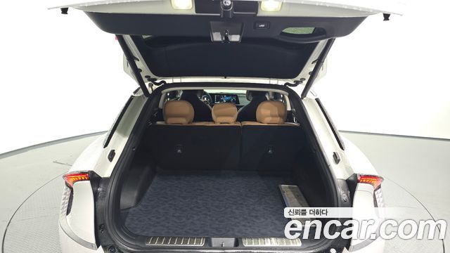 Kia EV6 2023 — photo 20
