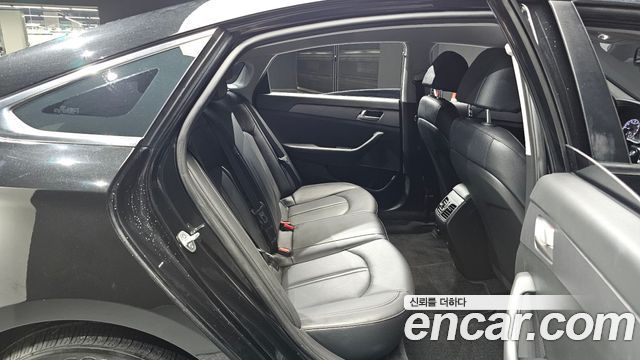 Hyundai Sonata 2019 — photo 17