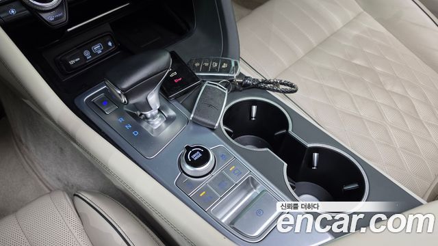 Genesis G70 2020 — photo 12