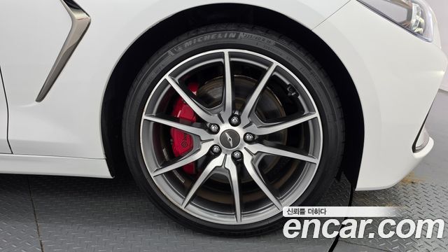 Genesis G70 2020 — photo 7