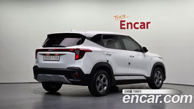 Kia Seltos 2023 — photo 2