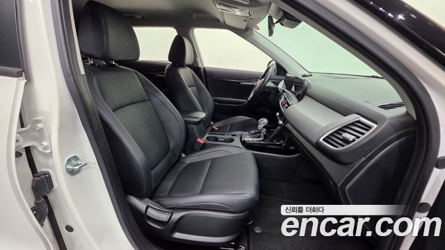 Kia Seltos 2023 — photo 10