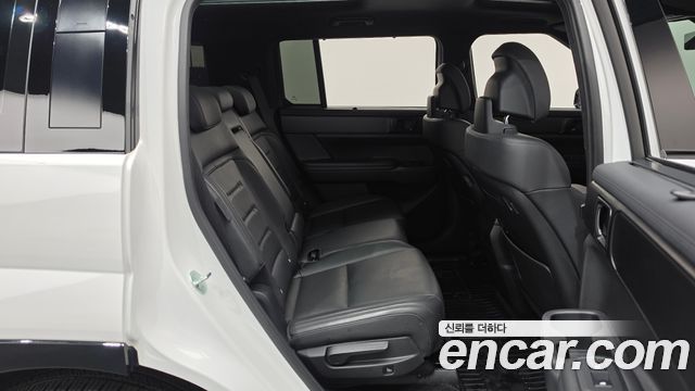Hyundai Santafe 2024 — photo 17