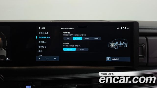 Hyundai Santafe 2024 — photo 35
