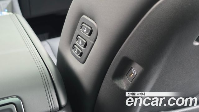 Hyundai Santafe 2024 — photo 42