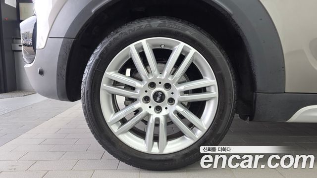 Mini Countryman 2020 — photo 5