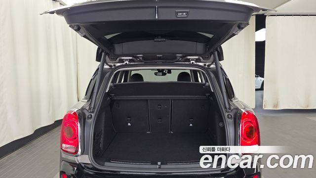 Mini Countryman 2020 — photo 26