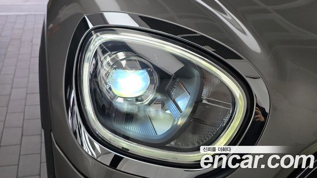 Mini Countryman 2020 — photo 8