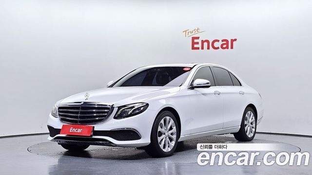 Mercedes-Benz E-Class 2017 — photo 1