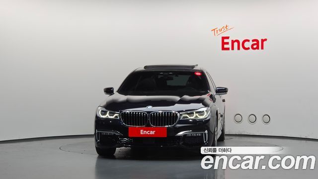 BMW 7-Series 2018 — photo 3