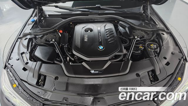 BMW 7-Series 2018 — photo 6