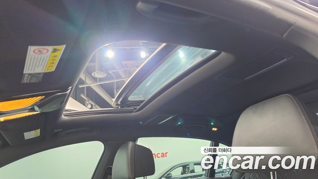 BMW 7-Series 2018 — photo 19