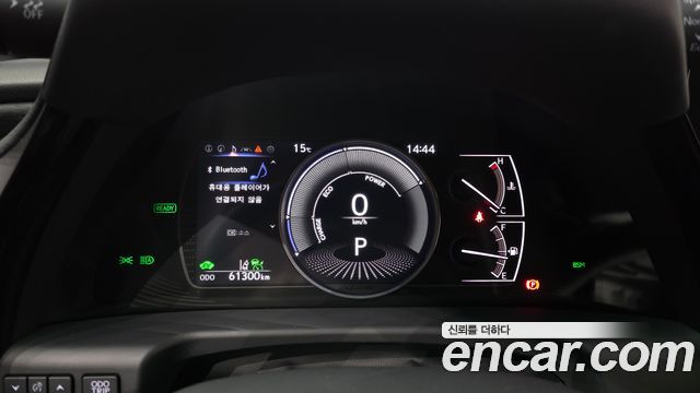 Lexus ES 2023 — photo 8
