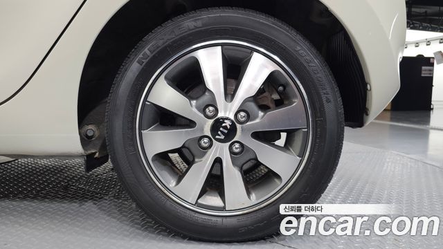 Kia morning 2014 — photo 7