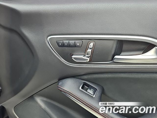 Mercedes-Benz CLA-Class 2018 — photo 17