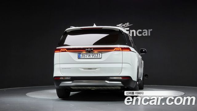 Kia Canival 2022 — photo 4