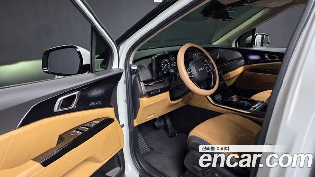 Kia Canival 2022 — photo 13