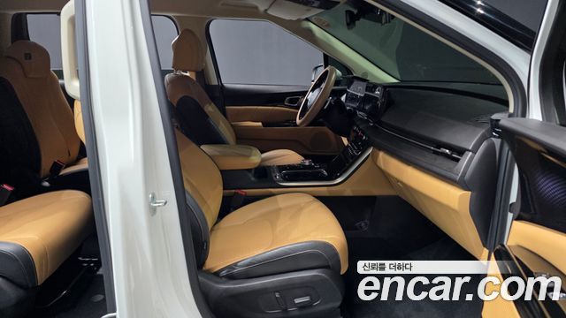 Kia Canival 2022 — photo 17