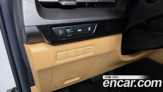 Kia Canival 2022 — photo 23
