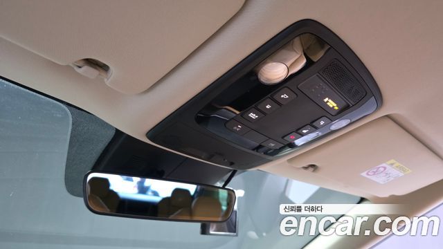 Kia Canival 2022 — photo 24