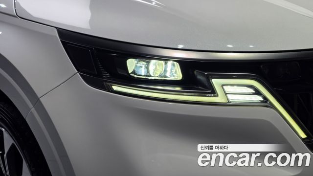 Kia Canival 2022 — photo 8