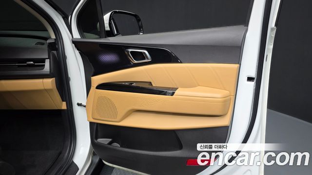 Kia Canival 2022 — photo 15