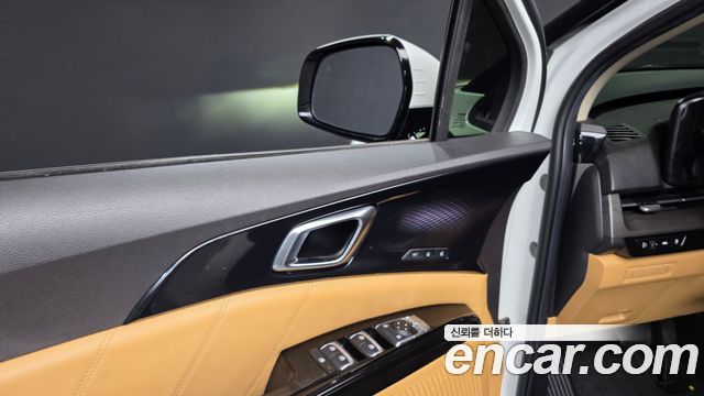 Kia Canival 2022 — photo 37