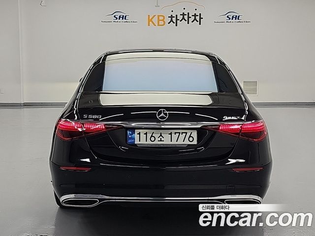 Mercedes-Benz S-Class 2022 — photo 4
