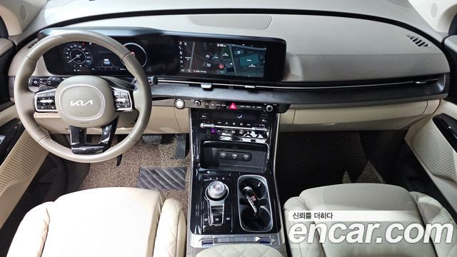 Kia Canival 2023 — photo 10