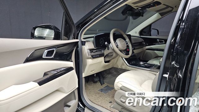 Kia Canival 2023 — photo 13