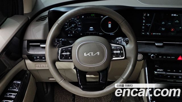 Kia Canival 2023 — photo 19