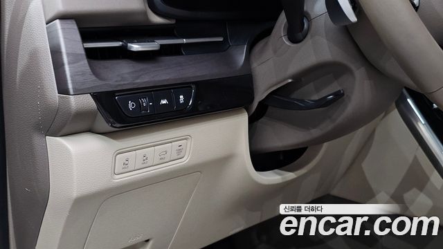 Kia Canival 2023 — photo 30
