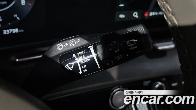 Kia Canival 2023 — photo 33