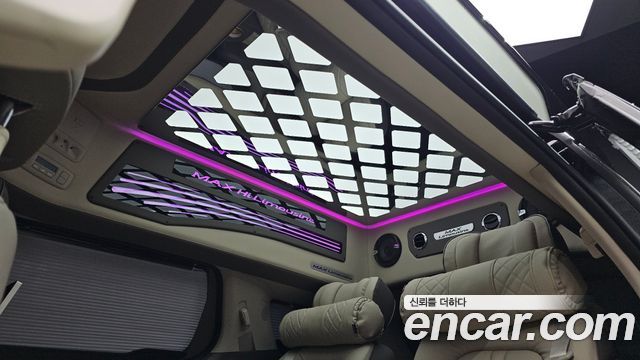 Kia Canival 2023 — photo 36