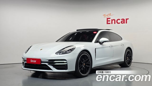 Porsche Panamera 2021 — photo 1