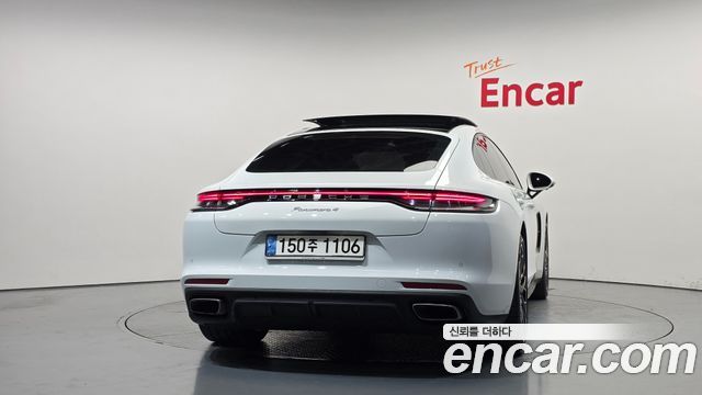 Porsche Panamera 2021 — photo 4