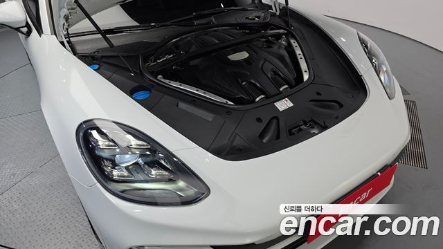 Porsche Panamera 2021 — photo 6