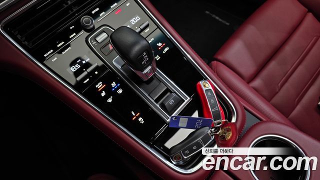 Porsche Panamera 2021 — photo 12