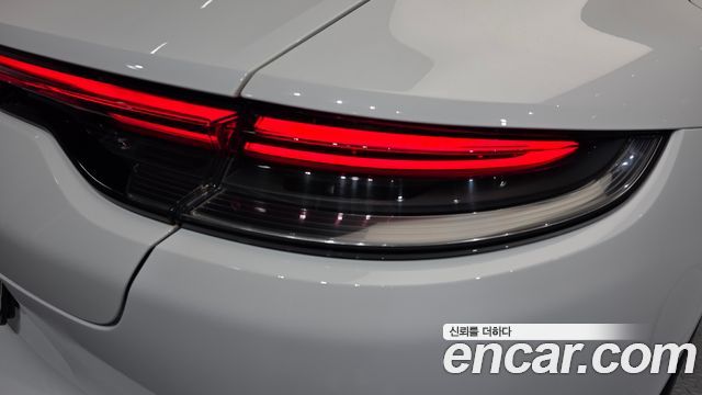 Porsche Panamera 2021 — photo 9