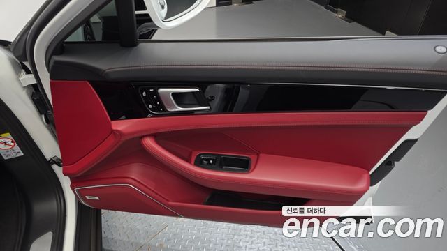 Porsche Panamera 2021 — photo 15