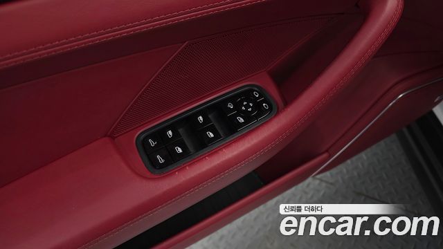 Porsche Panamera 2021 — photo 27