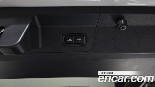 Porsche Panamera 2021 — photo 34