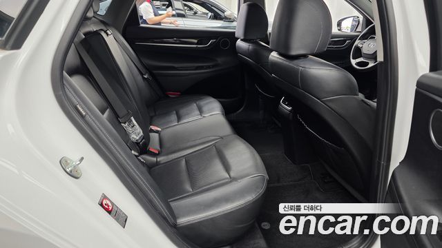 Hyundai Grandeur 2018 — photo 17