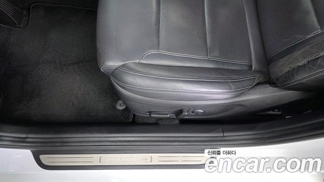 Hyundai Grandeur 2018 — photo 31