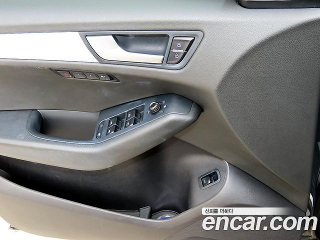 Audi Q5 2012 — photo 11