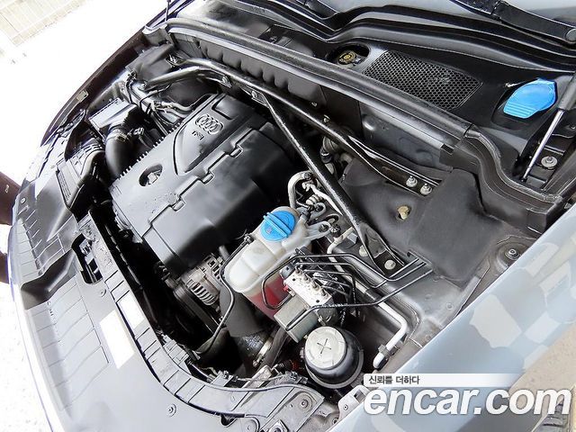Audi Q5 2012 — photo 18