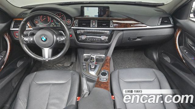 BMW 3-Series 2012 — photo 10