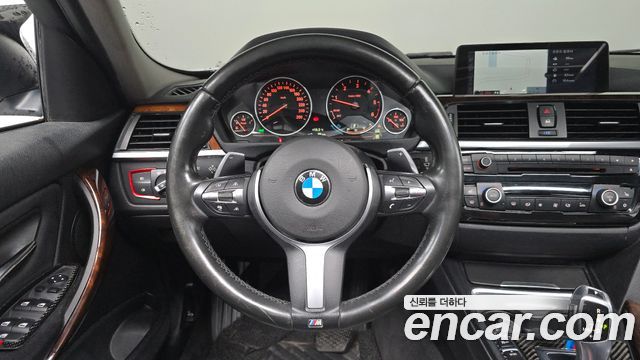 BMW 3-Series 2012 — photo 19