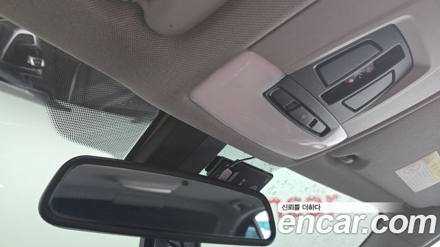 BMW 3-Series 2012 — photo 25