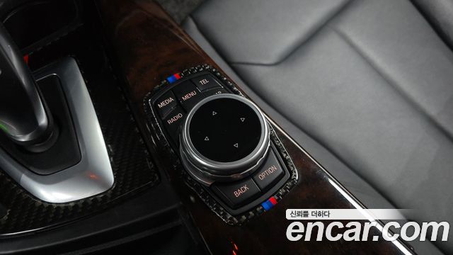 BMW 3-Series 2012 — photo 27